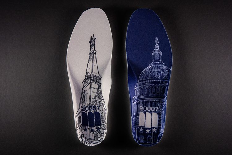 Major x Reebok Question Mid Georgetown