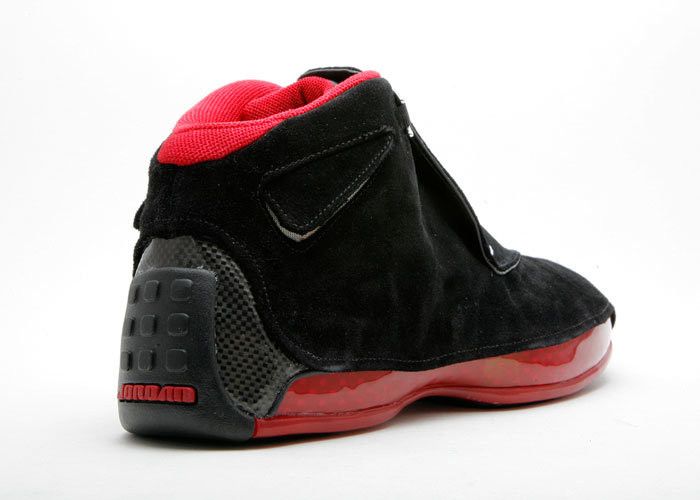 Black jordan 18 top