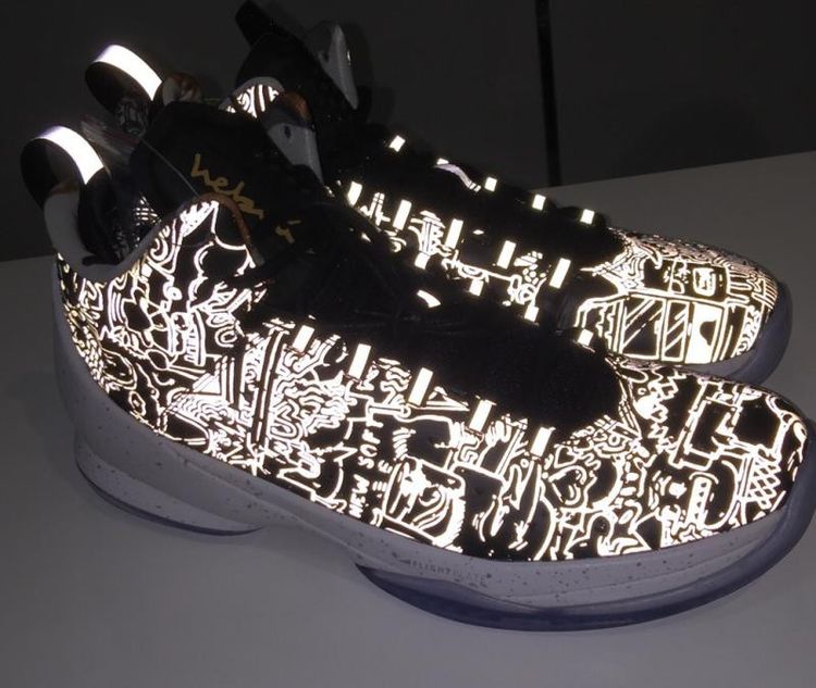 Air Jordan Melo M11 Hebru