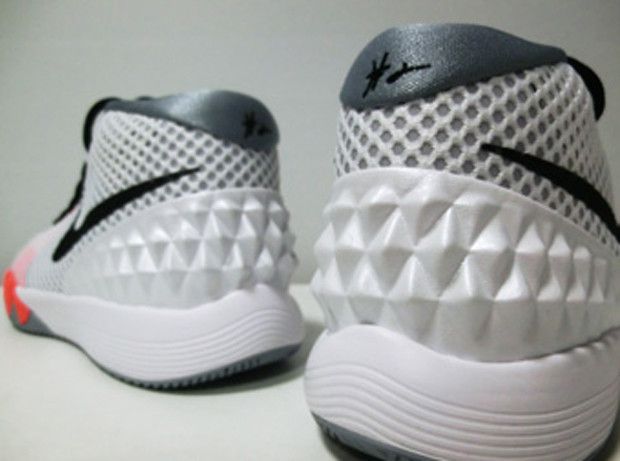 Nike Kyrie 1 GS Home