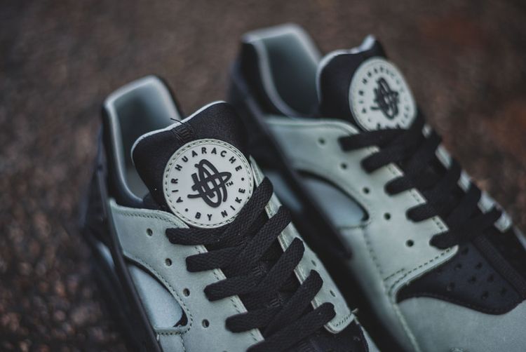 Nike Air Huarache Premium Mica Green