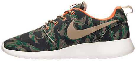 Nike Rosherun Print Tiger Camo