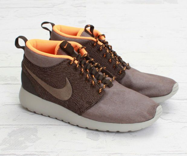 Nike Rosherun Mid Qs London