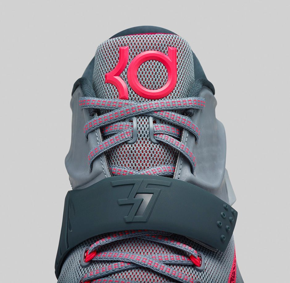 Kd 7 pink and grey clearance