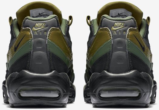 Nike Air Max 95 Essential Carbon