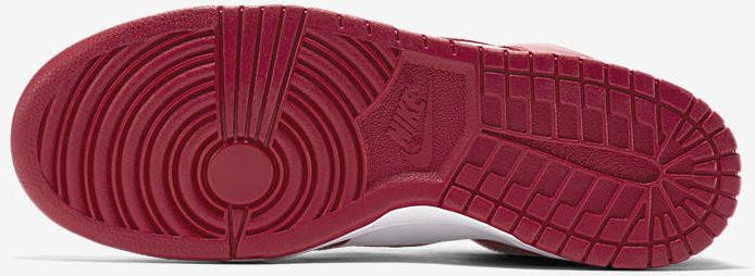 Nike Dunk Retro QS Be True