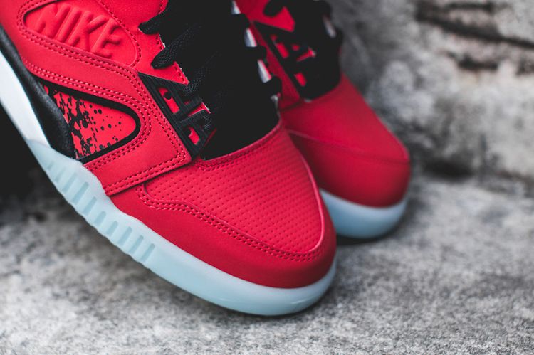 Buy Air Tech Challenge Hybrid 'Challenge Red' - 653873 600