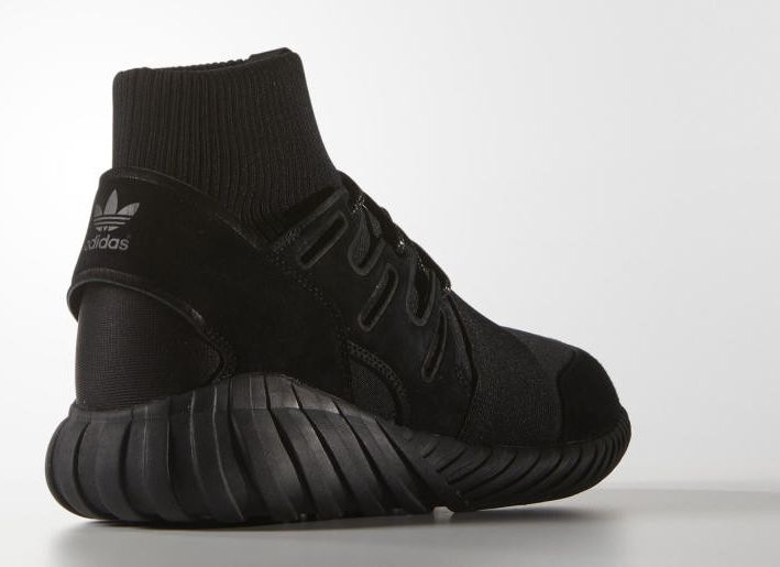 Adidas Tubular Doom Blackout