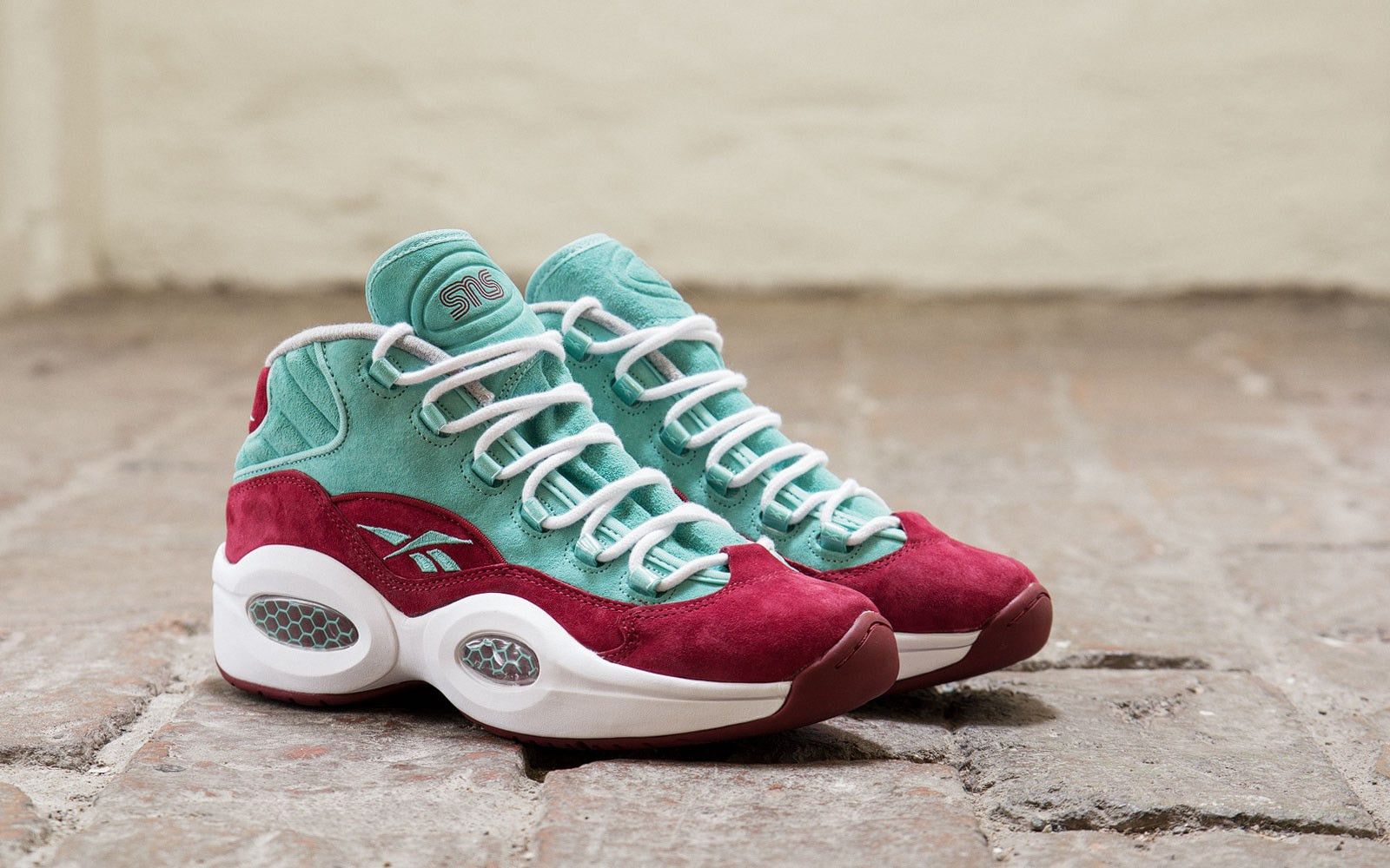 Sneakersnstuff canada on sale