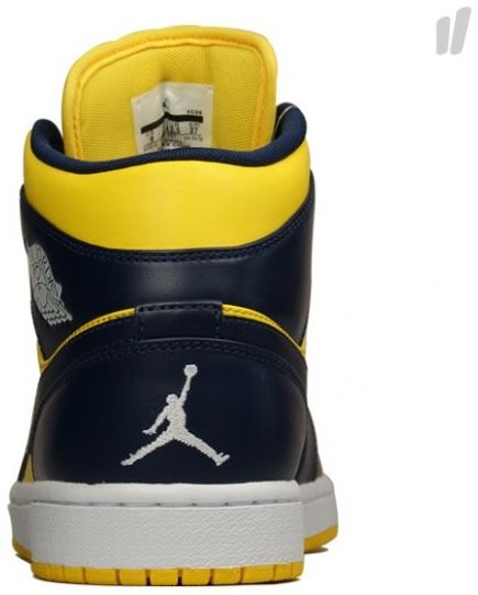 Air Jordan 1 Mid Michigan