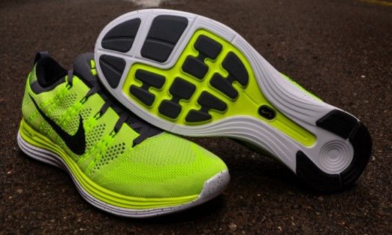 Nike Flyknit Lunar1 Volt