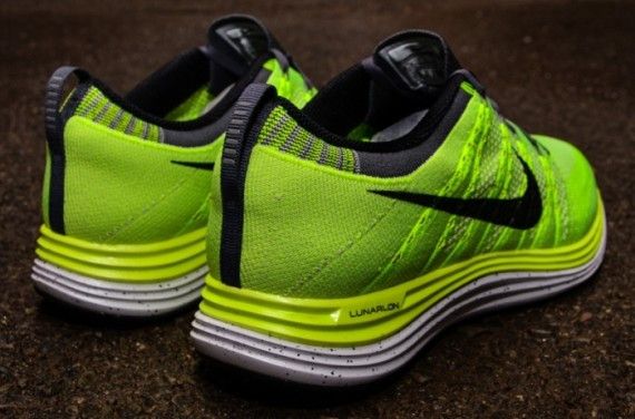 Nike Flyknit Lunar1 Volt