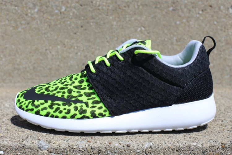 Nike Rosherun FB Leopard