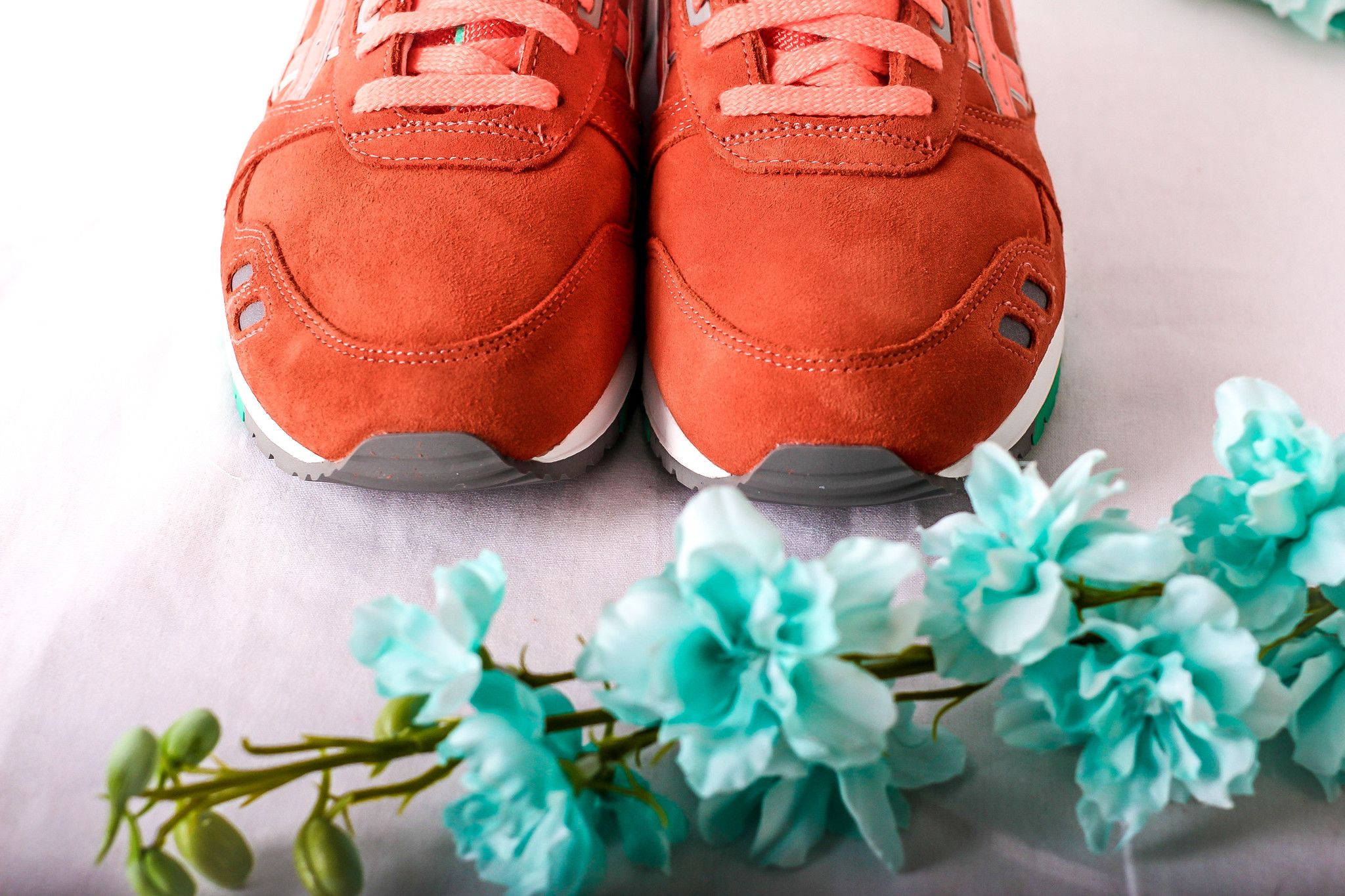 Asics fresh salmon deals