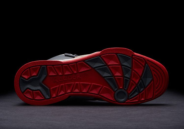 Reebok Alien Stomper Hi Ripley