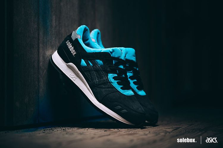 Solebox x ASICS Gel Lyte 3 Blue Carpenter Bee