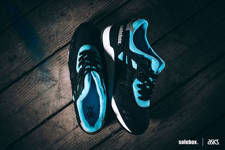 Solebox x ASICS Gel Lyte 3 Blue Carpenter Bee