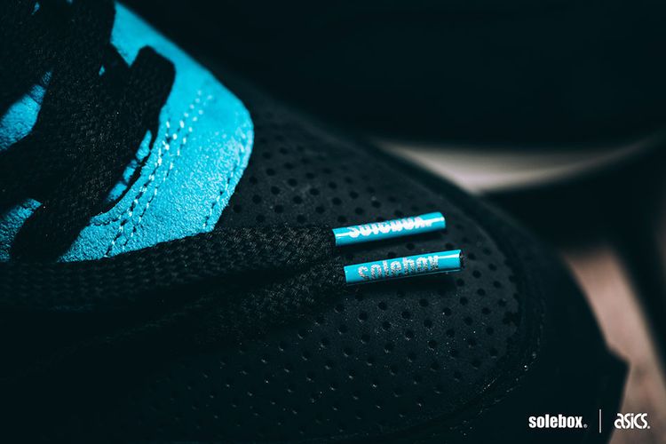 Solebox x ASICS Gel Lyte 3 Blue Carpenter Bee