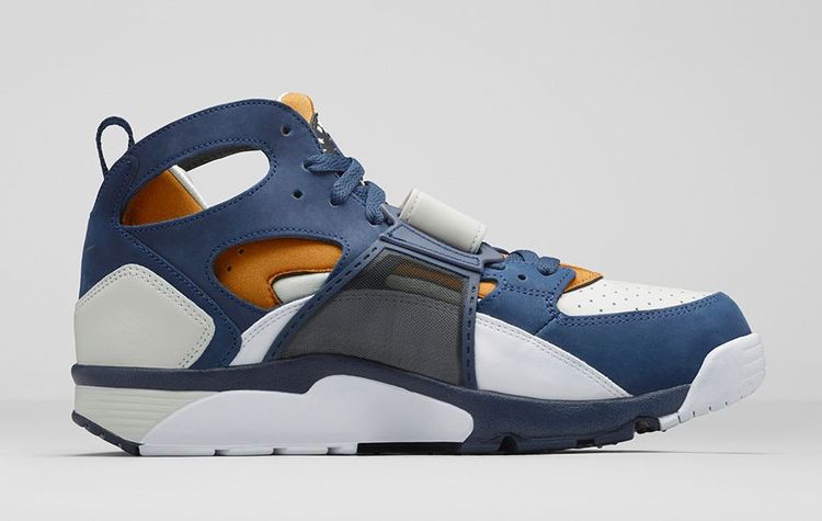Nike Air Trainer Huarache Premium Medecine Ball