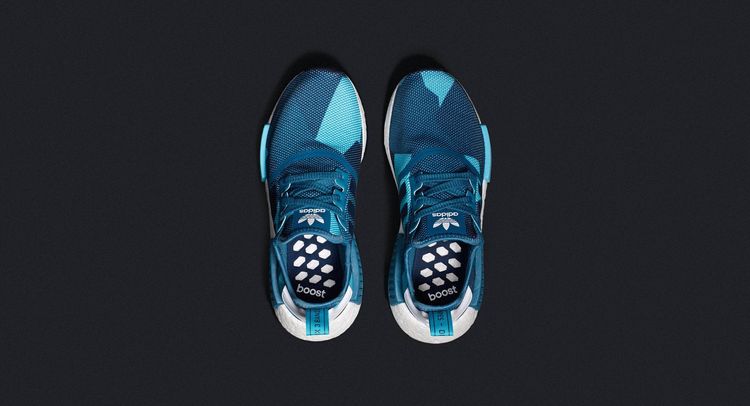 Adidas Wmns NMD R1 Collegiate Navy