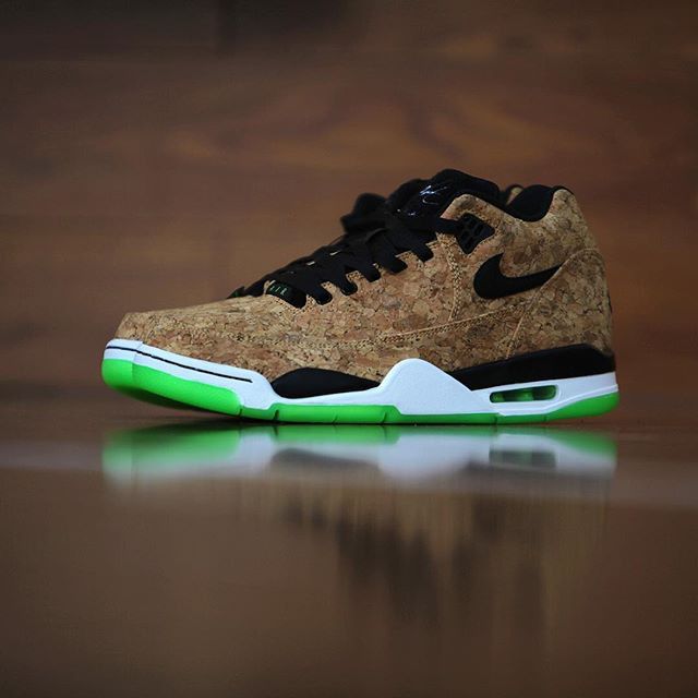 Nike Flight Squad Cork