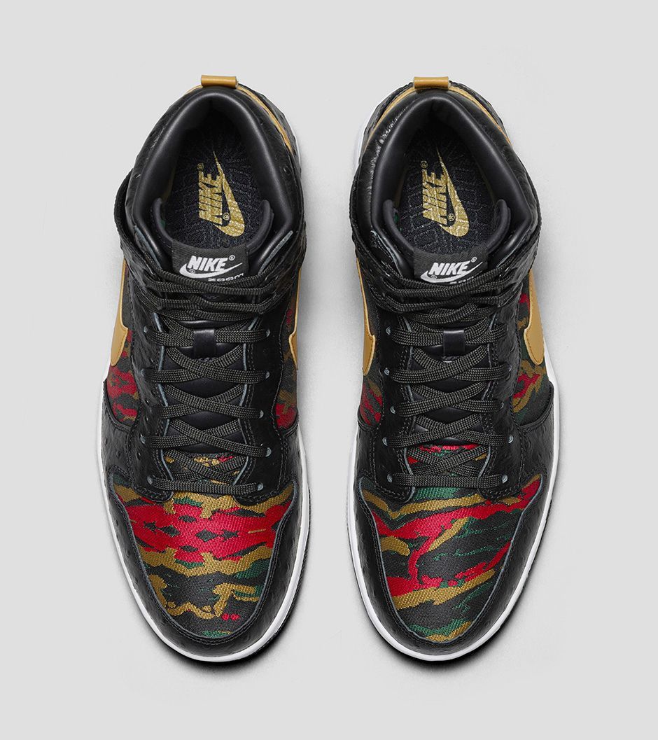 Buy Dunk CMFT Premium Tiger Camo 716714 002 GOAT