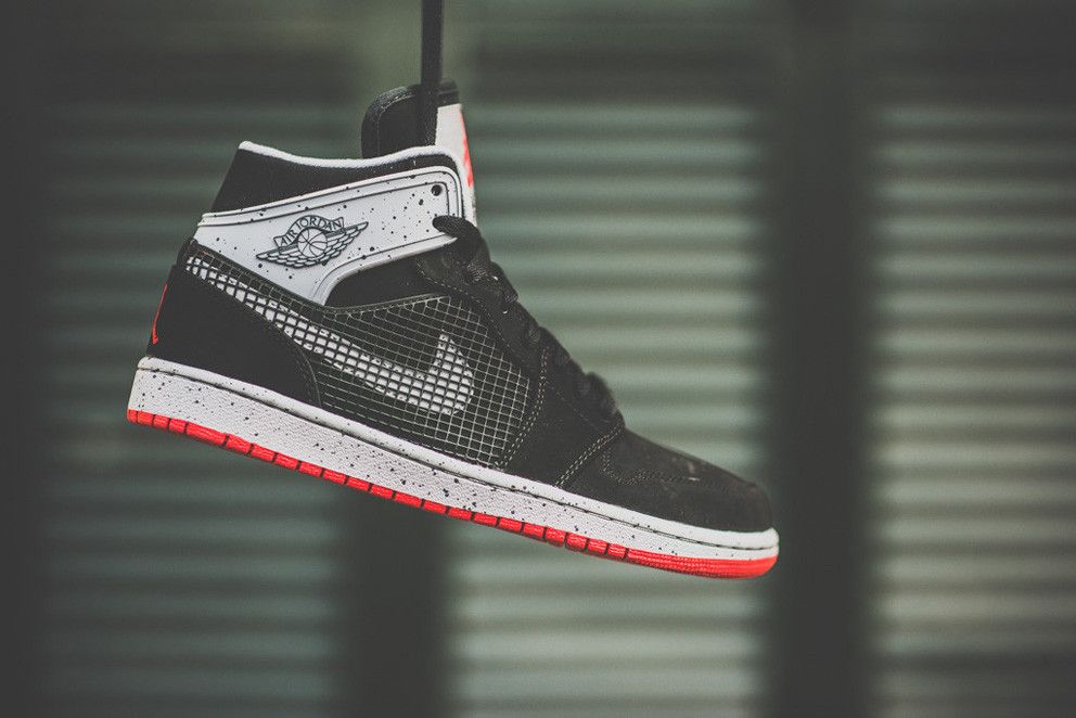 Buy Air Jordan 1 Retro 89 Black Fire Red Cement 599873 003 GOAT