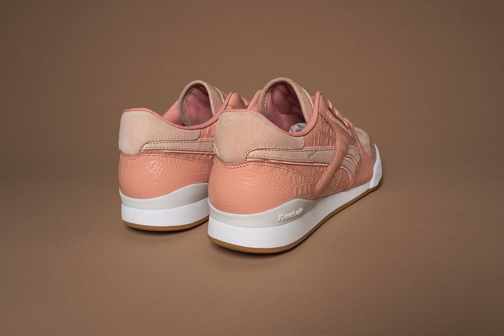 Buy Burn Rubber x Phase 1 Detroit Playas AR1014 GOAT
