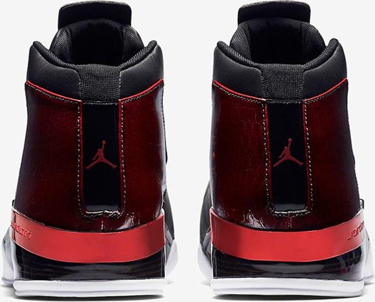 Air Jordan 17 Retro Bulls