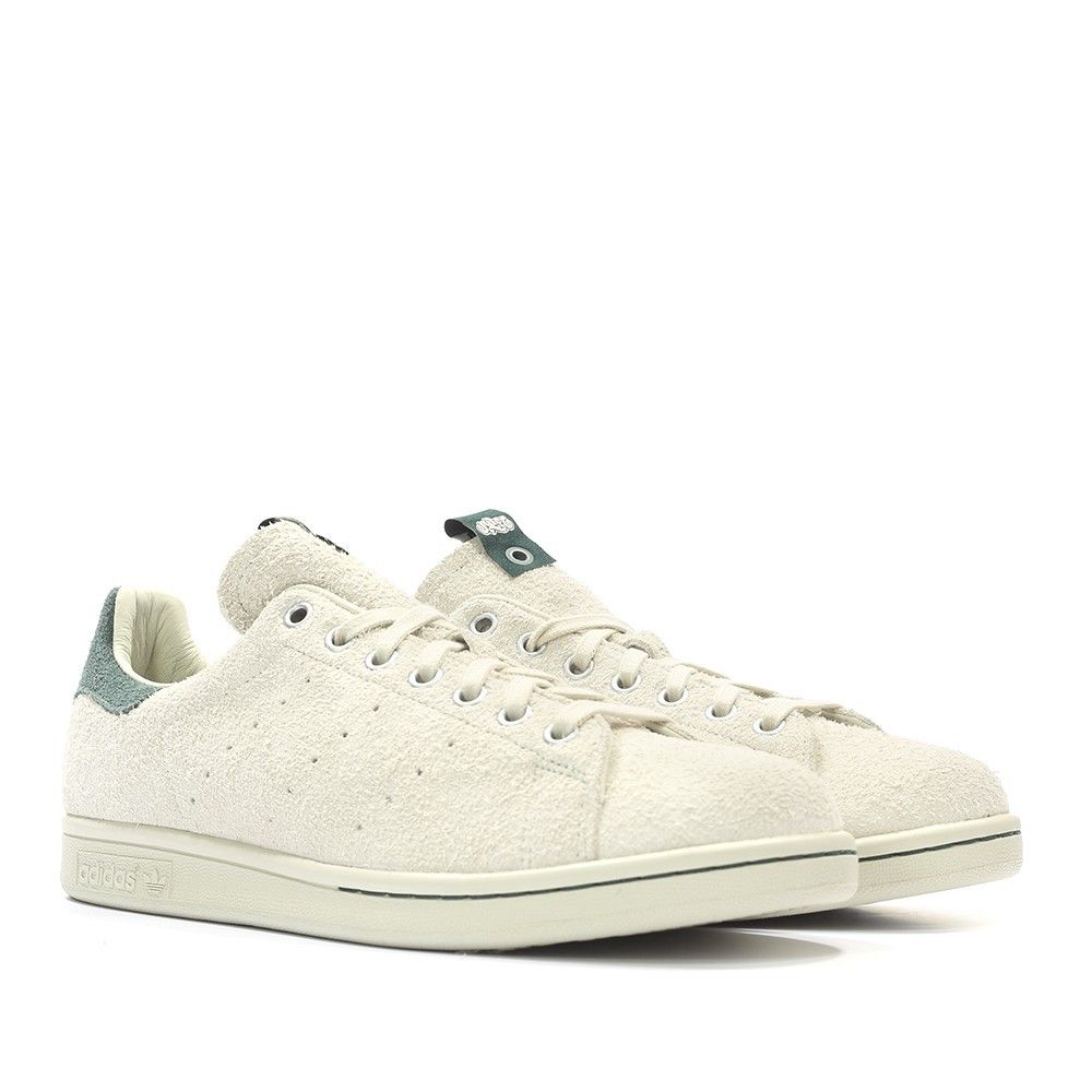 Size 8.0 Juice x Stan Smith World Tour