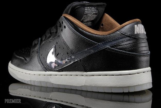 Nike Dunk Low Premium SB Qs Black Rain