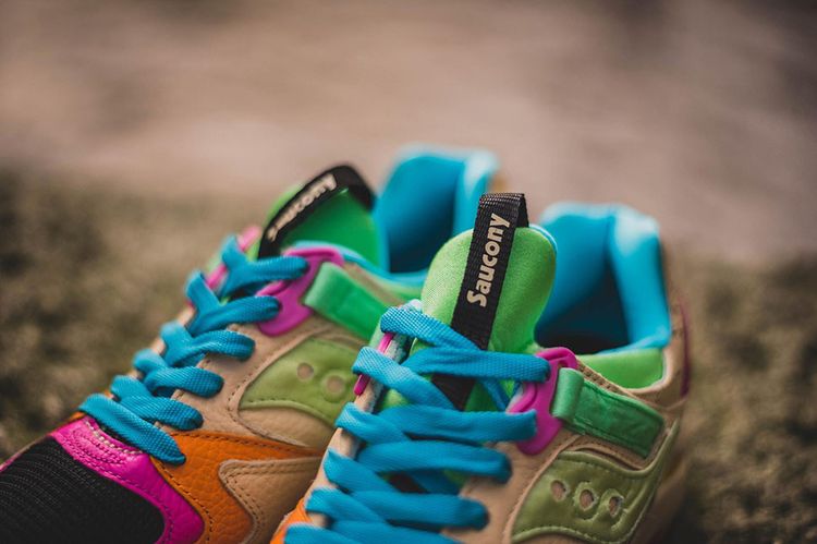 Shoe Gallery x Saucony Grid 9000 Locals Only