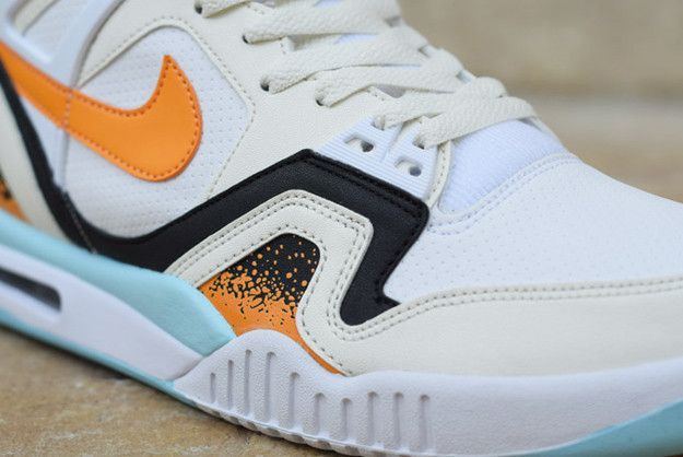 Nike air tech challenge 2 kumquat store