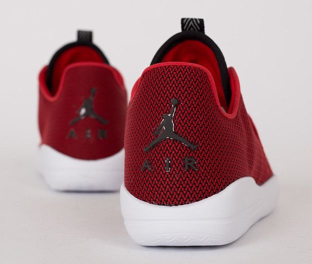Air Jordan Eclipse University Red