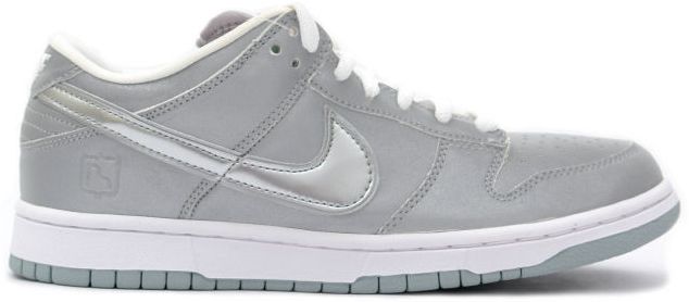 Medicom Toy x Nike Dunk Low Pro SB Medicom 3