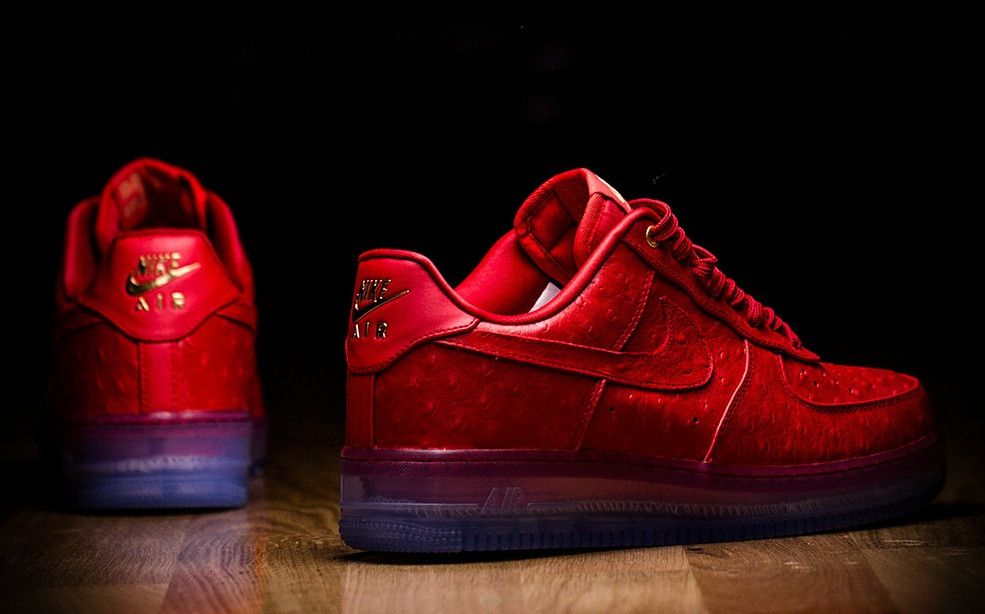 Buy Air Force 1 Cmft Lux Low Ostrich Red 805300 600 GOAT CA