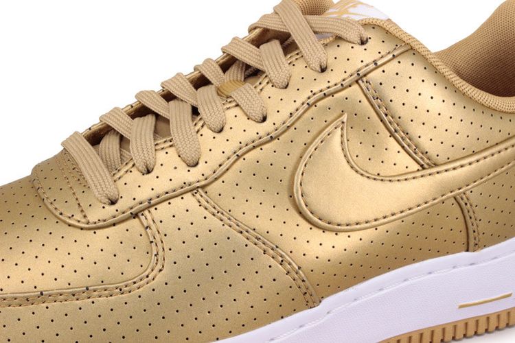 Nike Air Force 1 Low 07 LV8 Gold