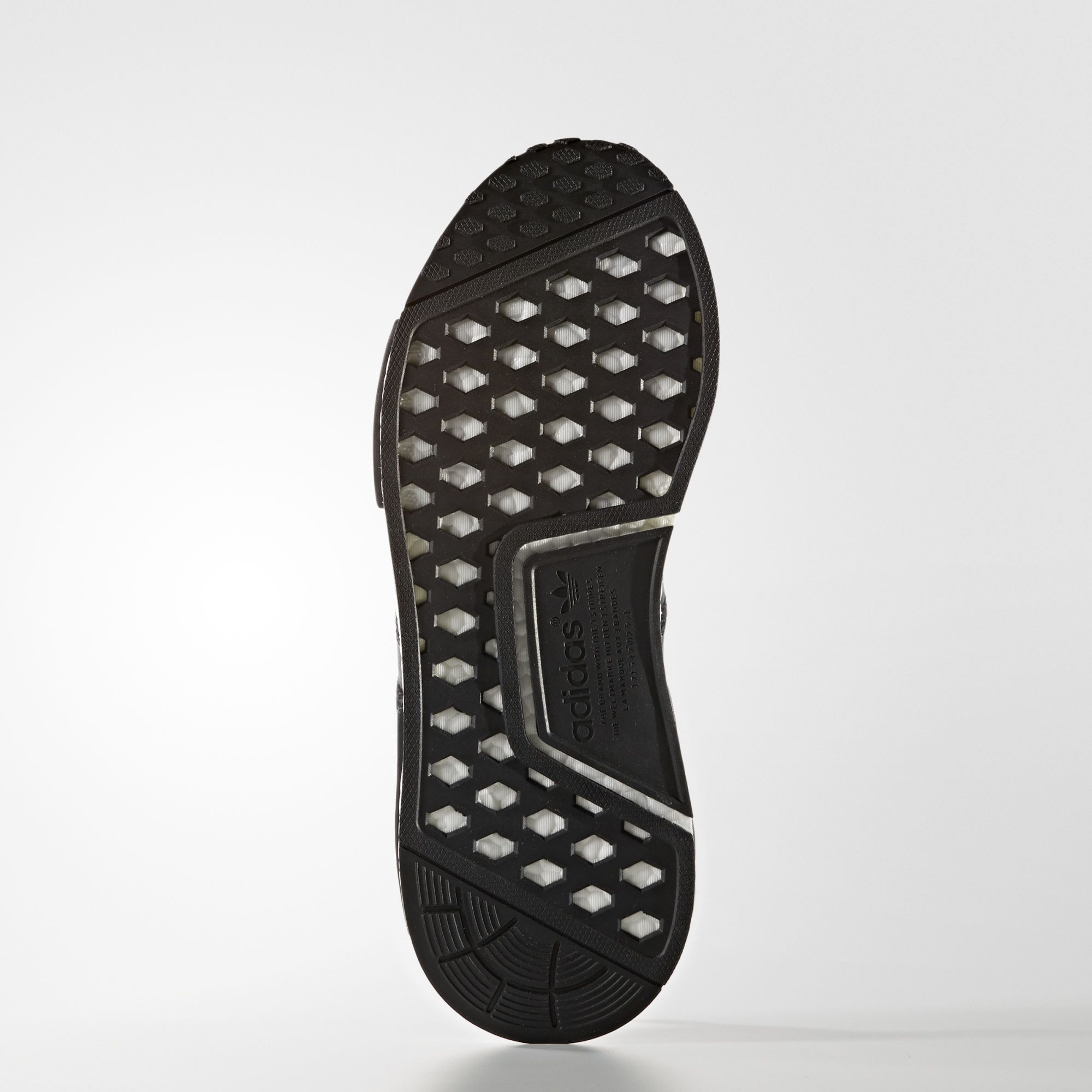Adidas nmd r1 black sole deals