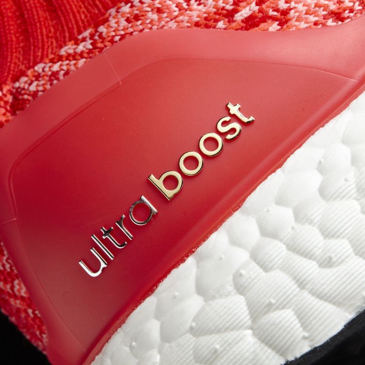 Adidas Wmns UltraBoost Uncaged Shock Red