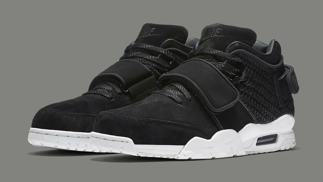 Buy Air Trainer Cruz Black Suede 777535 004 GOAT UK