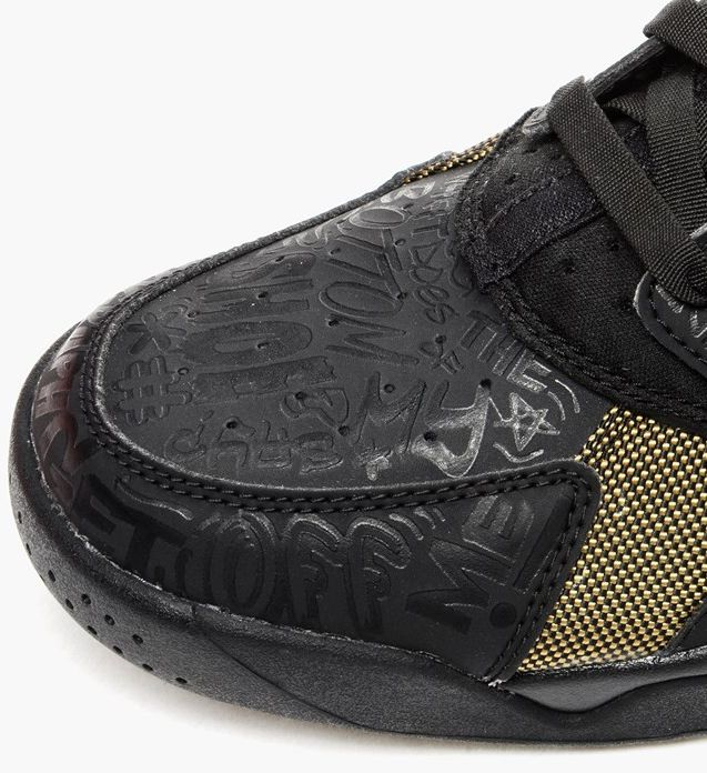 Nike Air Flight Huarache Premium Trash Talk