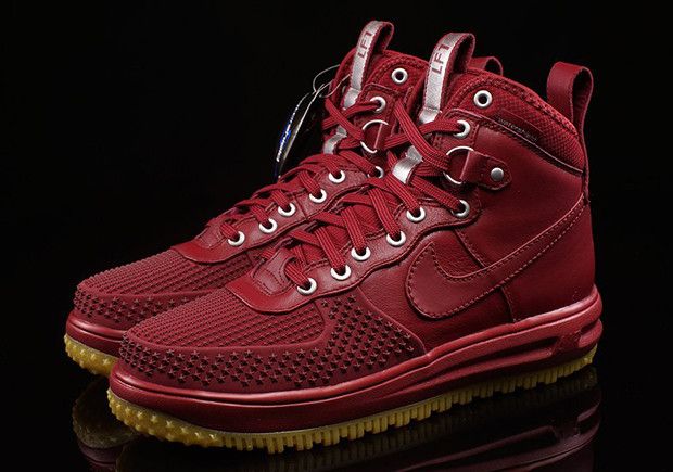 Size 7.5 Lunar Force 1 Duckboot Team Red