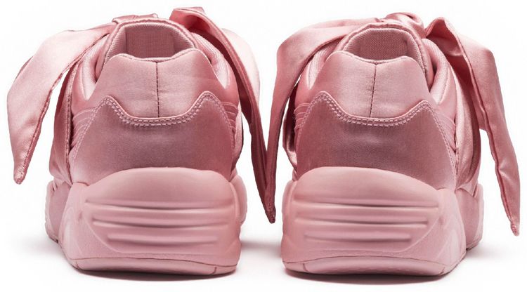 Size 5.5 Fenty x Wmns Bow Pink