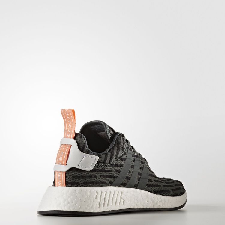 Adidas Wmns NMD R2 Utility Ivy