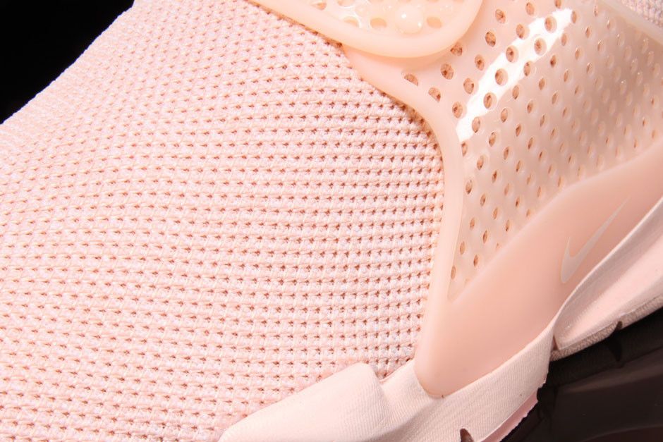Nike sock dart arctic orange best sale