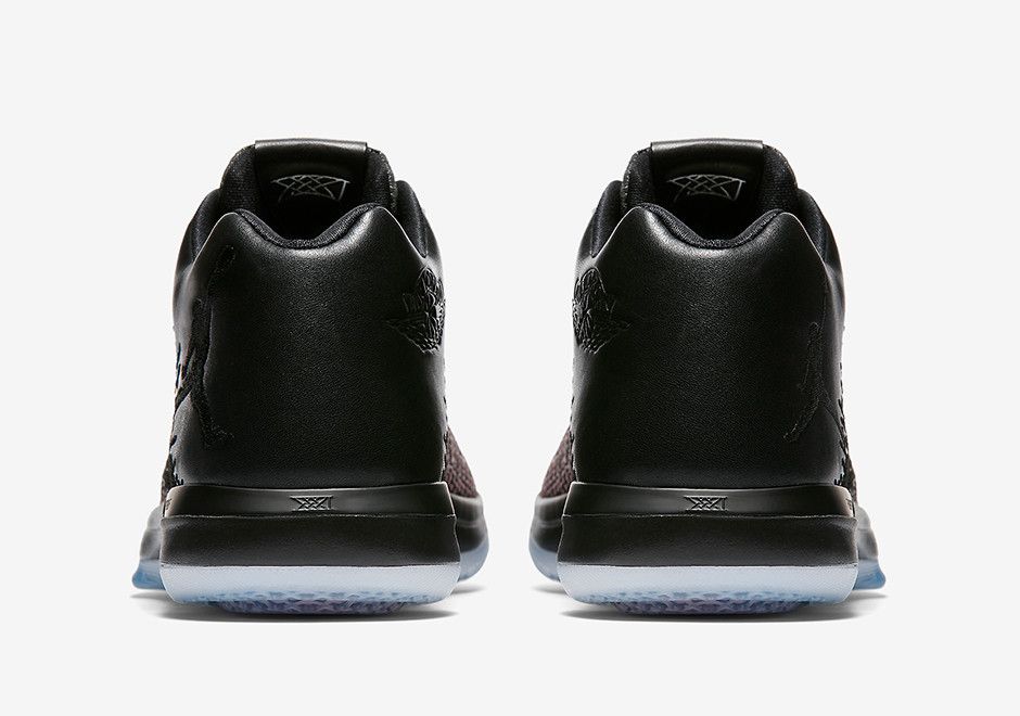 Size 7.0 Air Jordan 31 Low Oreo