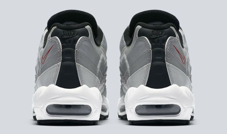 Nike 95 silver bullet top