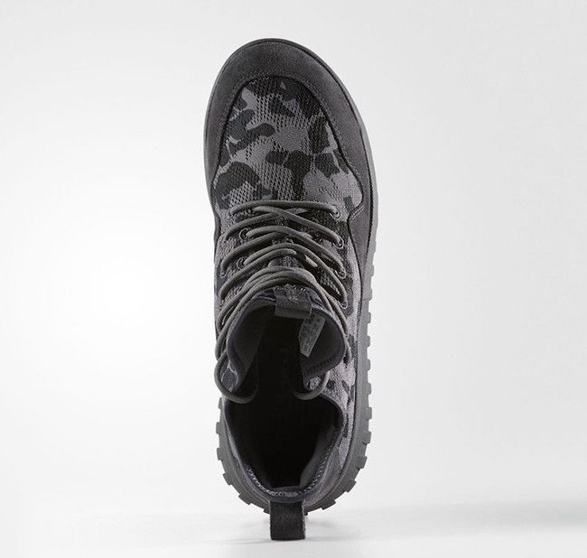 Buy Tubular X Uncaged Camo BB8403 GOAT