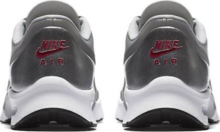 Wmns Air Max Jewell Silver Bullet