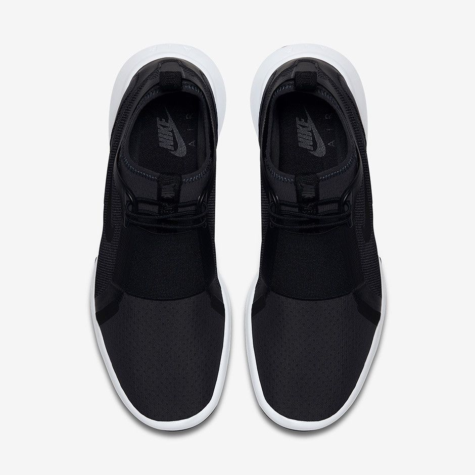 Nike current slip on hotsell